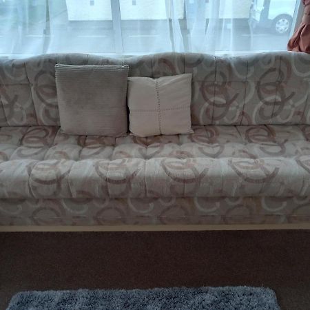 Holiday Home In Lyons Robin Hood Holiday Park Meliden Bagian luar foto