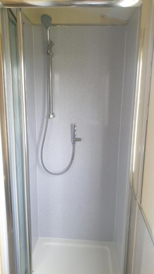 Holiday Home In Lyons Robin Hood Holiday Park Meliden Bagian luar foto