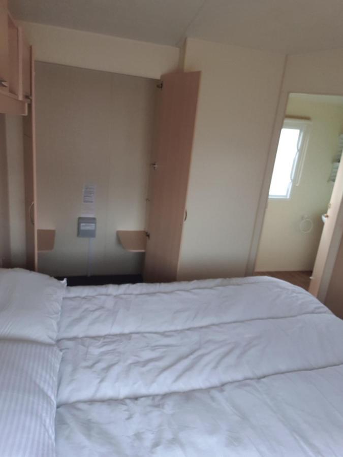 Holiday Home In Lyons Robin Hood Holiday Park Meliden Bagian luar foto